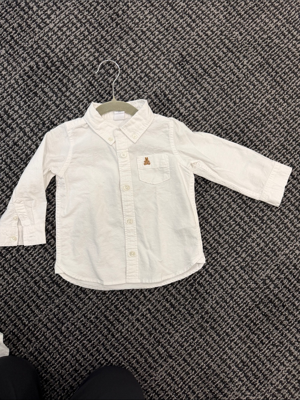 GAP KIDS White Long-Sleeve Button-Down Shirt for Kids - Classic Collared Top